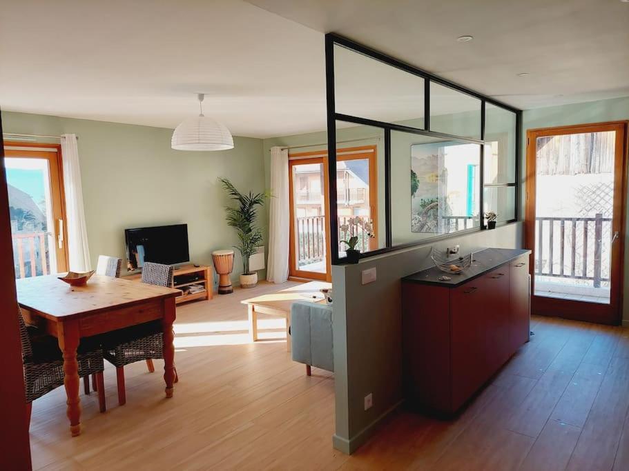 Charmant Appartement Lac D'Annecy / Ski - 6 Pers Мантон-Сен-Бернар Экстерьер фото